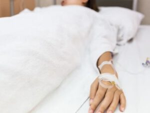 Azərbaycanda komaya düşən hamilə tələbə öldü – FOTO