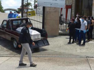 İnanılmaz olay-Pandemiya dövründə ölmüş elan edilən qadın bir aydan sonra ayıldı – FOTO