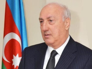 Zakir Fərəcovun sahibkarlarla borc qalmaqalı davam edir