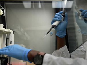 Britaniya alimlərindən koronavirus peyvəndi ilə bağlı sevindirici xəbər