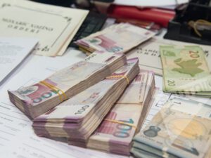 May ayında 190 manat almaq istəyənlərin NƏZƏRİNƏ