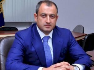 “Acgöz məmurlar narazılıqlar yaratmağa cəhd edirlər” – Adil Əliyev