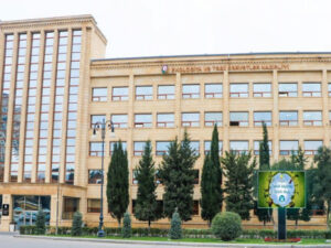 Azərbaycanda daha bir vəzifəli ŞƏXS CƏZALANDIRILDI