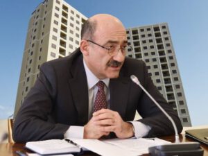 Mədəniyyət Nazirliyinin əməkdaşına Əbülfəs Qarayevin vaxtında neçə ev verilib? – İDDİA