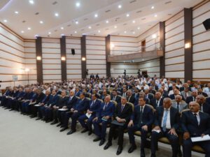 İcra başçıları niyə padşaha çevrilir?