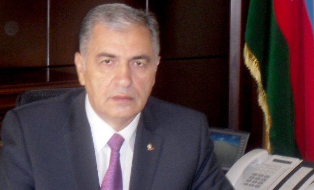 Samux İH başçısının kürəkənindən hədə: “Biz respublikada 3 nəfərdən biriyik…” — ŞİKAYƏT Samux İH başçısının kürəkənindən hədə: “Biz respublikada 3 nəfərdən biriyik…” — ŞİKAYƏT