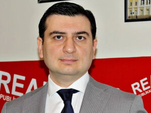 “Hökumətin koronavirusla mübarizə strategiyası iflasa uğrayıb”