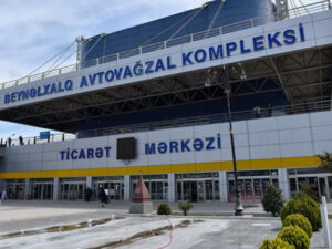 “Avtovağzaldan kənar sərnişin daşıyan sürücülər arasında patı-şüşə istifadə edənlər var” – Ekspert