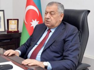 Vilayət Eyvazov işə qarışdı, deputatın adına açılmış saxta profil silindi