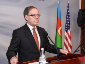 ABŞ səfiri açıqladı:  “Erməni nümayişçilərin törətdiyinə dair təkzibedilməz sübutlar var”
