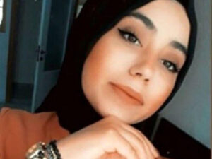 İmtahanda az bal yığan qız intihar etdi – FOTO