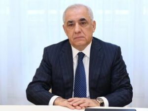 Baş nazirdən bu şəxslərin əməkhaqları ilə bağlı VACİB QƏRAR