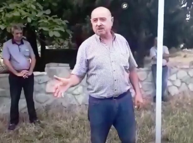 Məmurlar İvanovkanı zəbt edib: sakinlər acınacaqlı durumda – Prezidentə müraciət – Video Məmurlar İvanovkanı zəbt edib: sakinlər acınacaqlı durumda – Prezidentə müraciət – Video