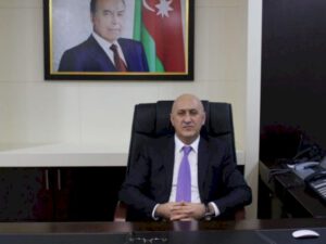 Arif Qasımov qisas həvəsinə düşüb – Sabiq icra başçısı toyda Ramiz Mehdiyevə nə deyib? – İDDİA