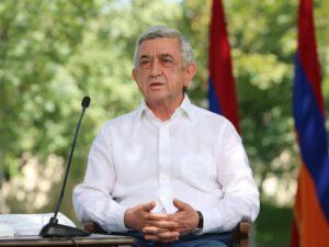“Paşinyan hakimiyyətə gələnə qədər Rusiya bizə 50 min ton pulsuz silah verib”