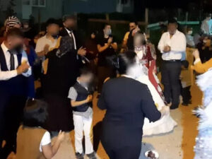 Bilsələr toya gəlməyəcəkdilər – Gəlinin anası koronavirus çıxdı, qonaqları da yoluxdurdu