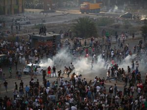 SON DƏQİQƏ! Beyrutda ara qarışdı: Hökumət binaları tutuldu – CANLI YAYIM