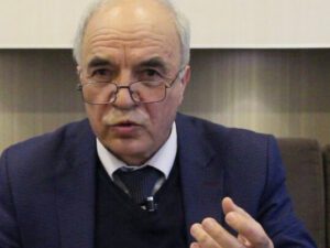 “Şou dövrü bitdi, özünüzə iş axtarın!” – Alimdən müğənnilərə ÇAĞIRIŞ