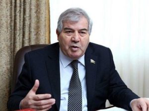 Sabir Rüstəmxanlı: “Məmurların hazırladığı siyahılar şübhəlidir”