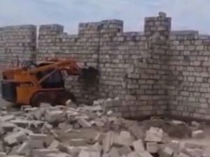 Bakıda qanunsuz tikilən obyekt sökülüb – VİDEO