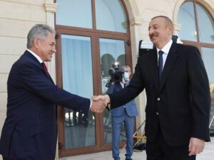 İlham Əliyev Şoyqu ilə görüşdü – FOTO