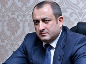Adil Əliyevdən Ramiz Mehdiyevə cavab: “Çoxsaylı qətllərdə əlimin olduğunu demişdiniz, bəs nə oldu?”