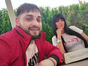 Müğənni İnstagramda canlı yayım edərkən faciəvi şəkildə öldü – FOTO