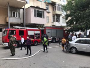 SON DƏQİQƏ: Bakıda restoranda yanğın – FOTO