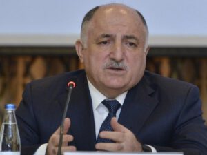 İş adamının sponsoru olduğu stadion BƏRBAD VƏZİYYƏTDƏ – FOTO