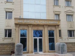 Şortikdə gələn oğlan imtahan binasına buraxılmadı: “Camaatın anası, bacısı var” – BDYP-dən ŞİKAYƏT