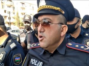 Bugünki aksiyada polis jurnalistə ciddi ziyan vurub – FOTOLAR