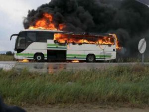 Erməni könüllüləri Qarabağa aparan avtobus vuruldu – SON DƏQİQƏ