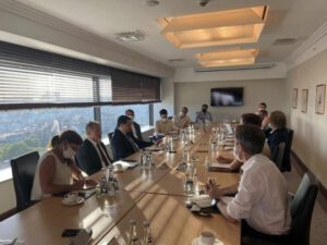 Hikmət Hacıyev İstanbulda fəaliyyət göstərən beynəlxalq media nümayəndələri ilə görüşüb