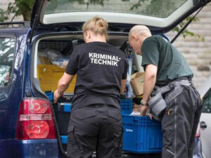 Görünməmiş faciə: Beş uşağını öldürən ana, altıncı uşağı ilə intihara yollandı – FOTO