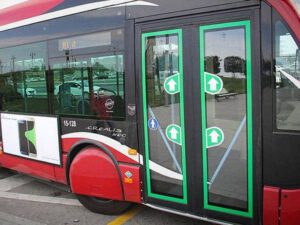 Neftçilər prospektində “Bakubus” avtobusu qəza törətdi – VİDEO