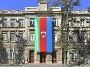 Azərbaycan “Facebook” şirkətinə müraciət ünvanladı: İstifadəçiləri susdurmaq üçün profillər kütləvi bloklanır