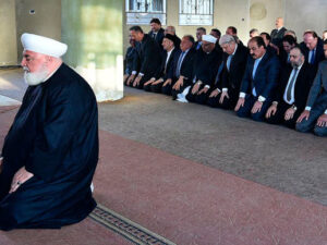 İslam aləminin ən böyük alimlərindən biri maşınına bomba qoyularaq qətlə yetirildi