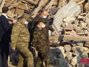 Baş prokuror və Fövqəladə Hallar naziri Gəncədə hadisə yerinə gəlib – FOTO