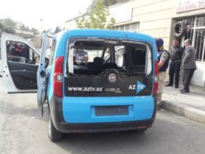 Düşmən AzTV-nin maşınını atəşə tutdu: Yaralı var – FOTO