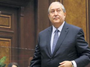 Ermənistan prezidenti Rusiyaya qeyri-rəsmi səfər edib