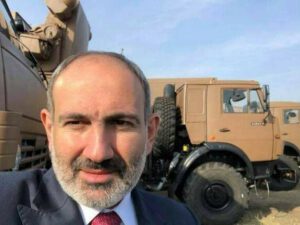 Paşinyanın önündə şəkil çəkdirdiyi raket kompleksi məhv edildi