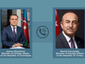 Azərbaycan və Türkiyə XİN başçıları telefonla danışıb