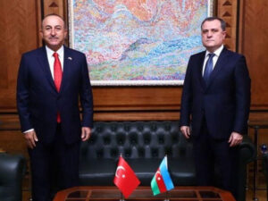 Ceyhun Bayramov Çavuşoğlu ilə danışdı