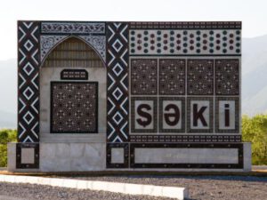 Şəkidə əlili incidən kimdir? – GİLEY