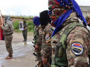 “Qarabağda ermənilərin tərəfində 100 kürd yaraqlı vuruşur” – Amerikalı ekspert – FOTO