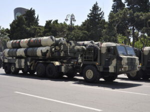 Prezidentin köməkçisi: “S-300-lərimiz Ermənistanın Mingəçevirə atdığı ballistik raketi məhv edib” – VİDEO