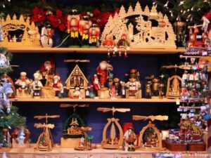 Bəzi Avropa ölkələrində koronavirusa görə Milad yarmarkası açılmayacaq