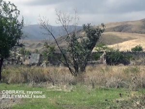 İşğaldan azad olunmuş daha bir kəndin görüntüsü – VİDEO