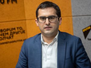 Erməni nazir uğursuz PUA sınağına görə istefa ərizəsi yazıb