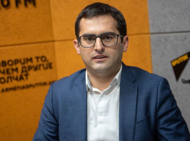 Erməni nazir uğursuz PUA sınağına görə istefa ərizəsi yazıb Erməni nazir uğursuz PUA sınağına görə istefa ərizəsi yazıb